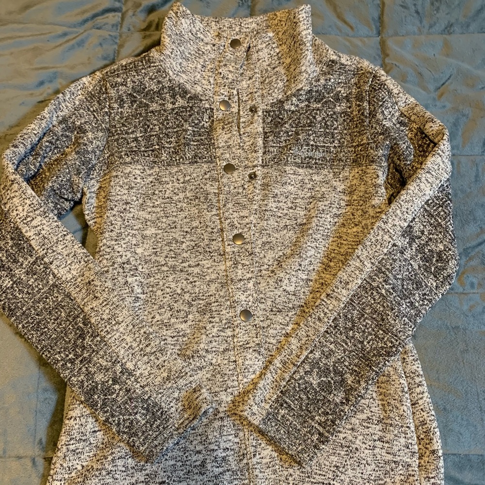 Ladies Columbia sweatshirt